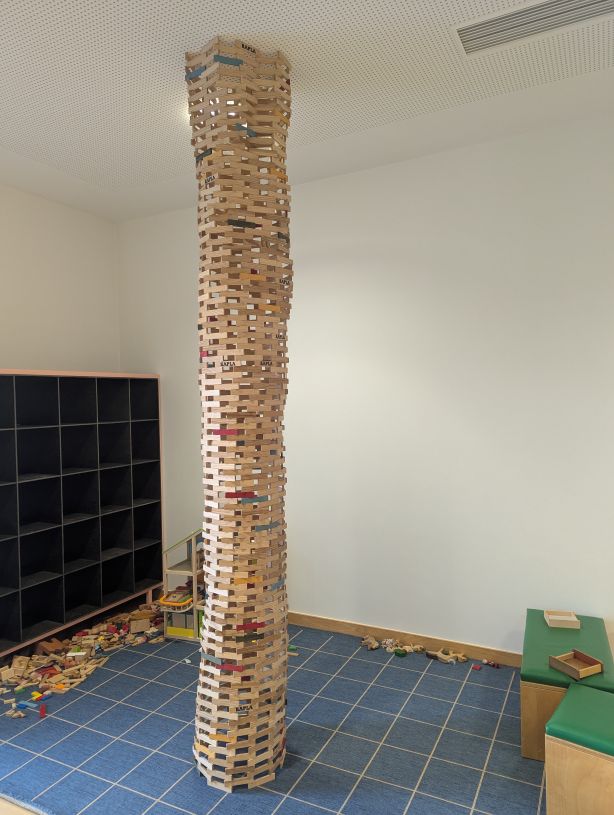 PXL 20251024 123817950